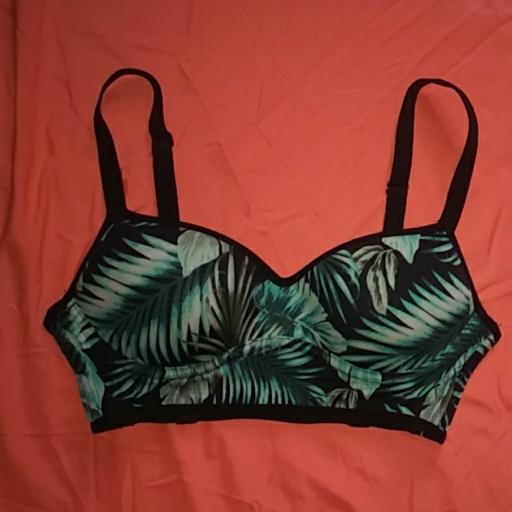 Victoria's Secret Pink cage back push up bra, XS